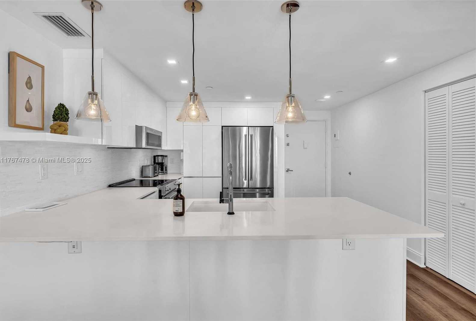 Small Image of 20515 EAST COUNTRY CLUB DR #1848, Aventura Number 12
