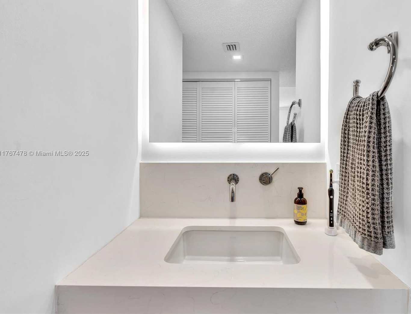 Small Image of 20515 EAST COUNTRY CLUB DR #1848, Aventura Number 39