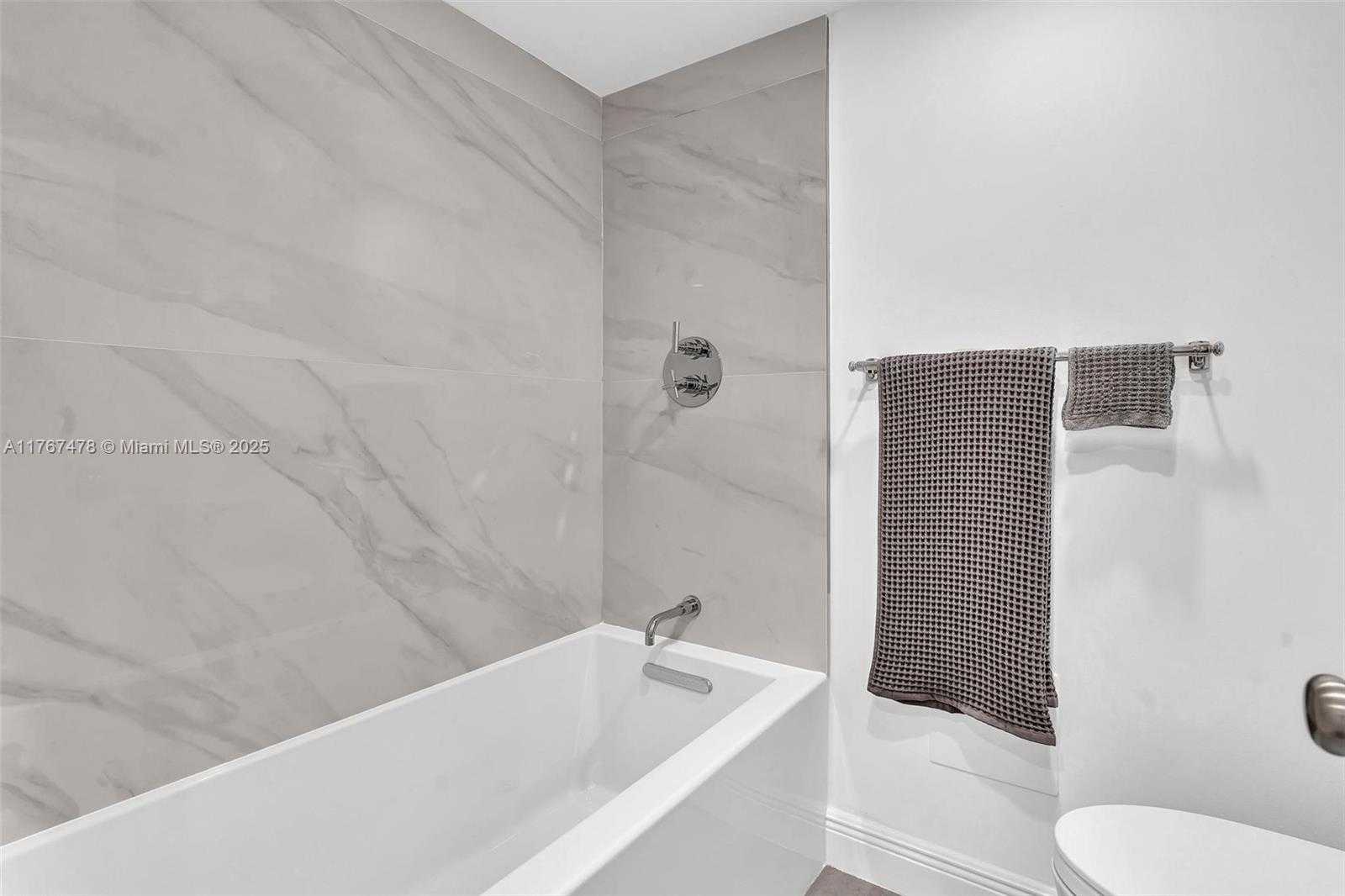 Small Image of 20515 EAST COUNTRY CLUB DR #1848, Aventura Number 40