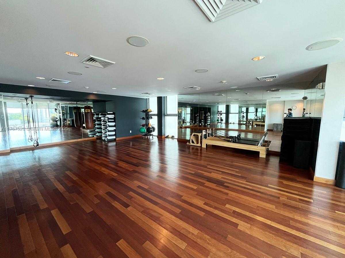 Small Image of 17001 EAST COLLINS AVE #1404, Sunny Isles Beach Number 13