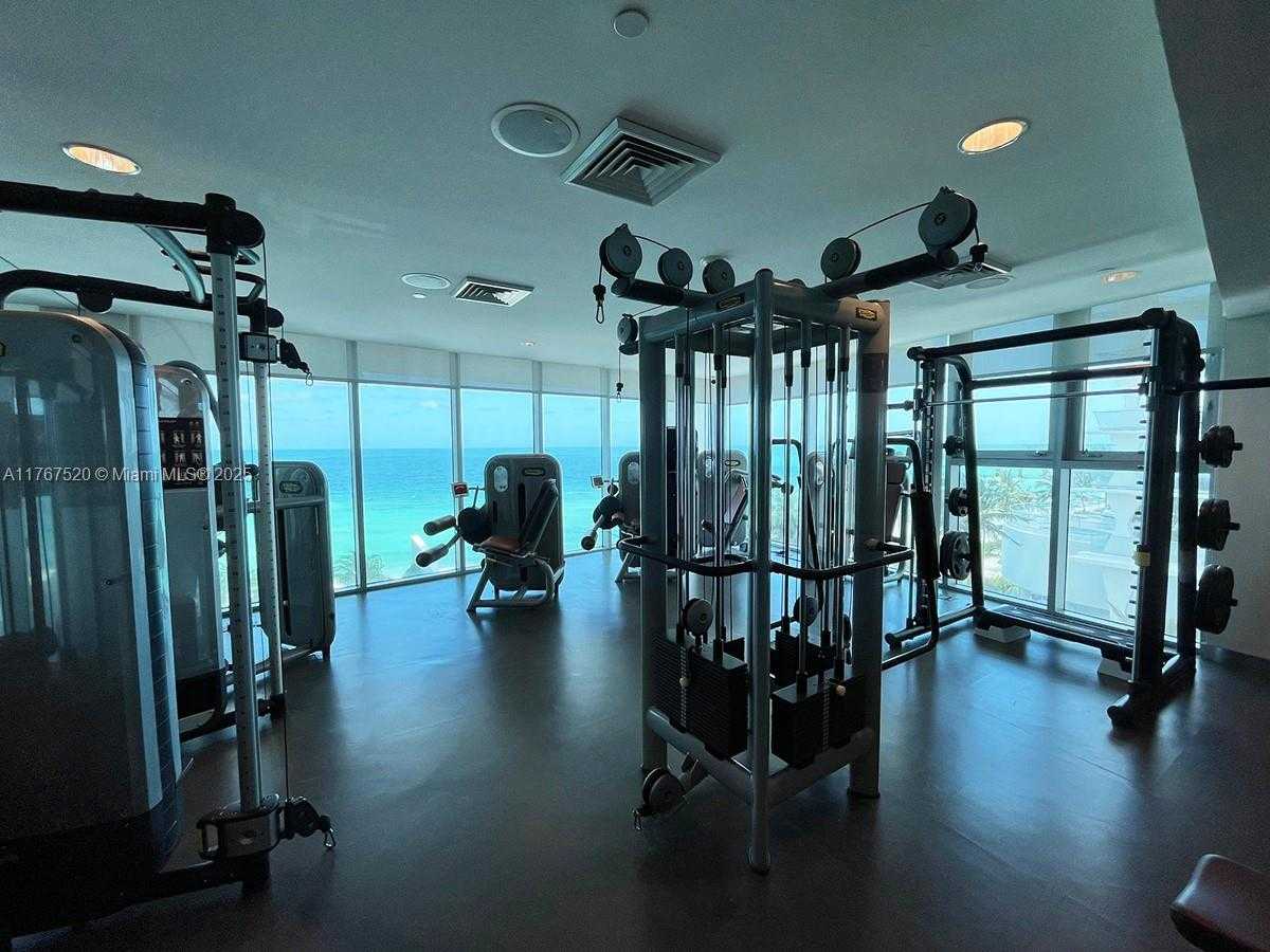 Small Image of 17001 EAST COLLINS AVE #1404, Sunny Isles Beach Number 14