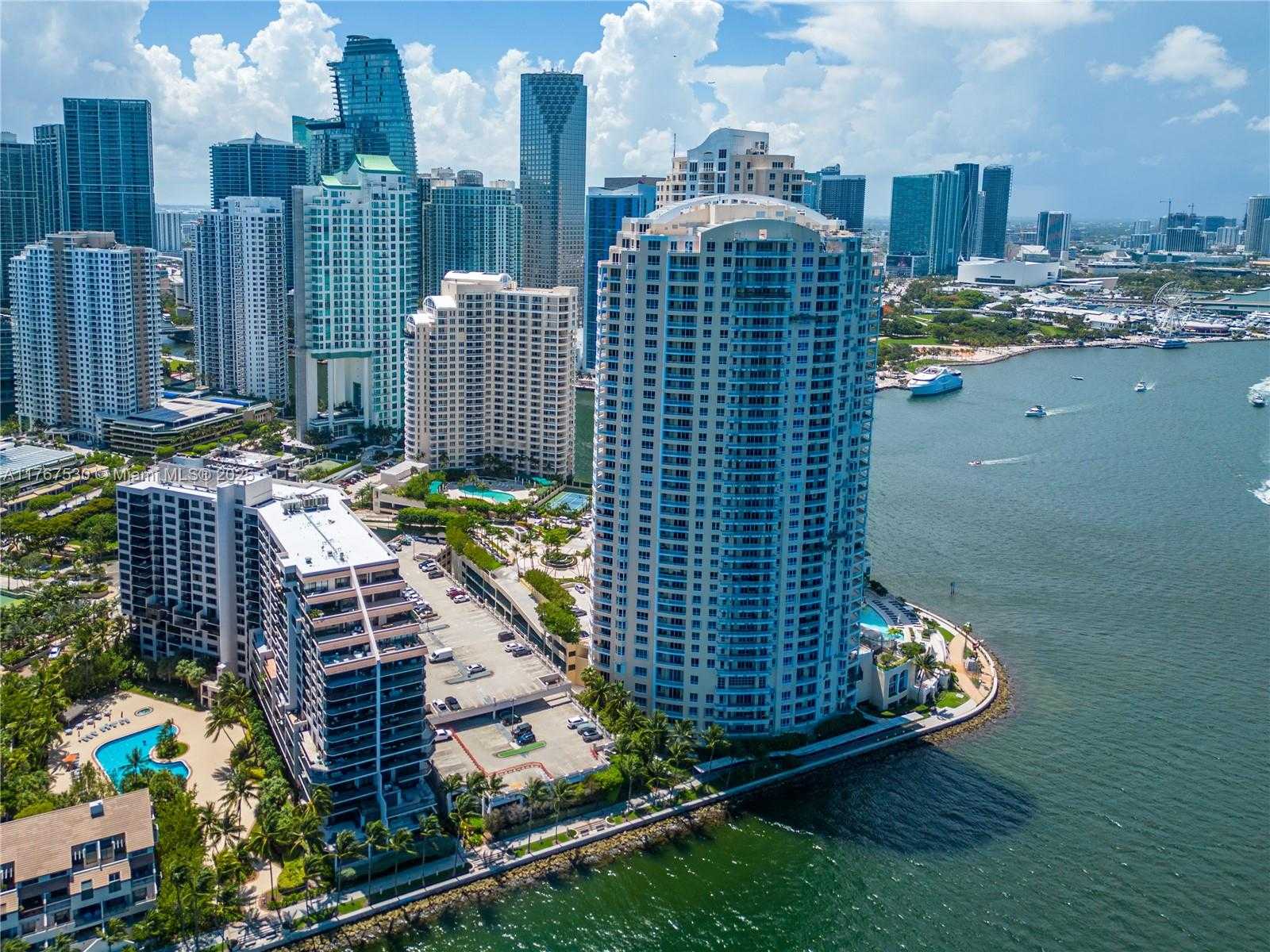 Small Image of 540 BRICKELL KEY DR #407, Miami Number 13