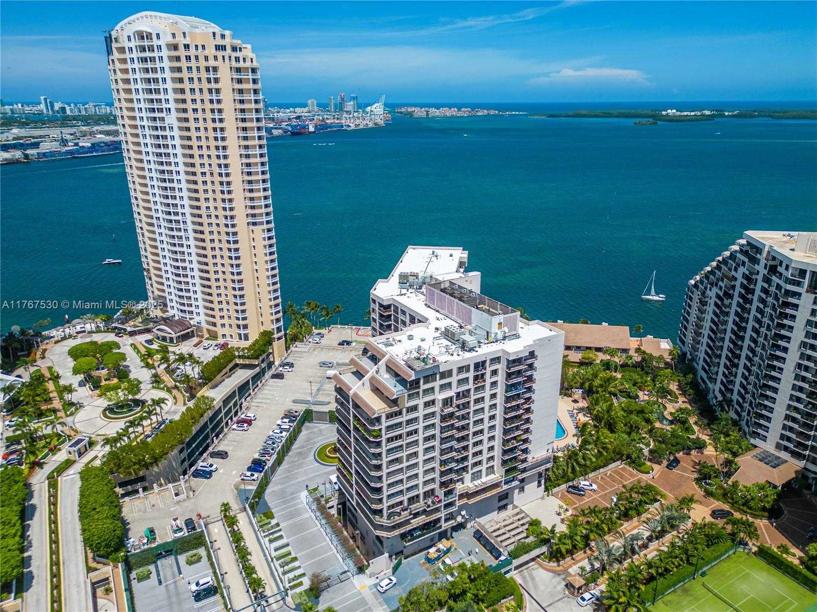 Small Image of 540 BRICKELL KEY DR #407, Miami Number 15