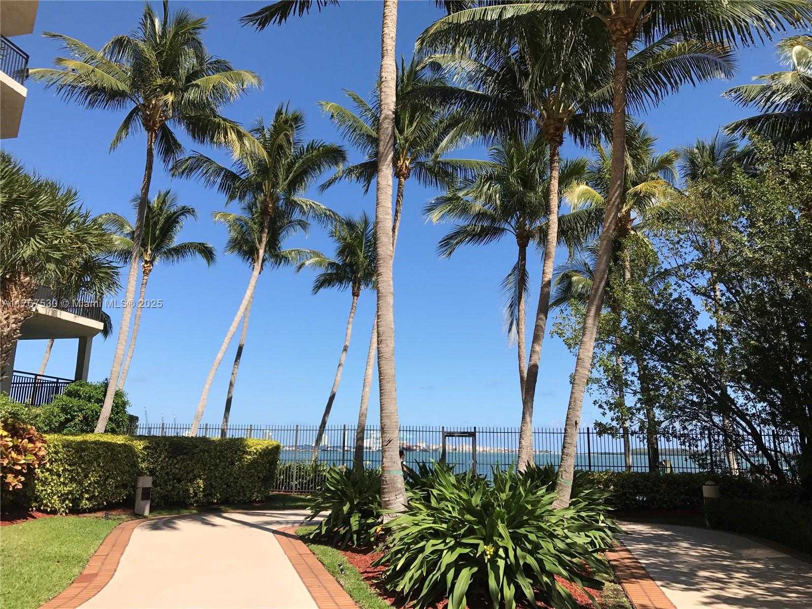 Small Image of 540 BRICKELL KEY DR #407, Miami Number 18