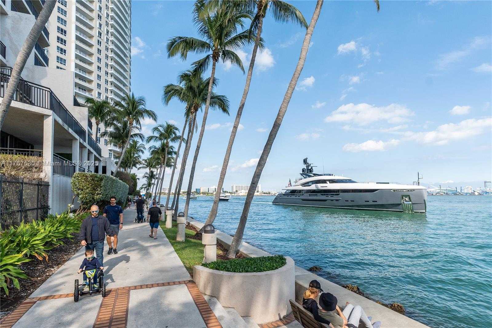 Small Image of 540 BRICKELL KEY DR #407, Miami Number 20