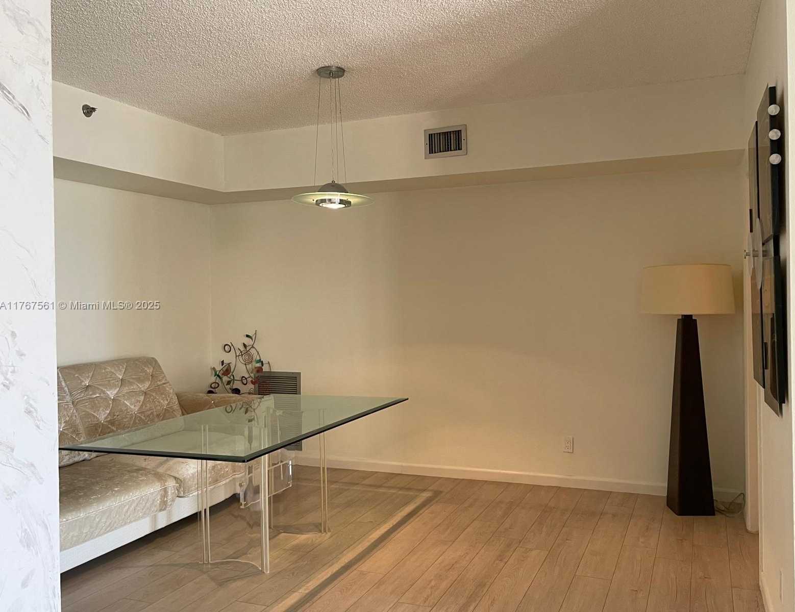 Small Image of 20281 EAST COUNTRY CLUB DR #810, Aventura Number 12