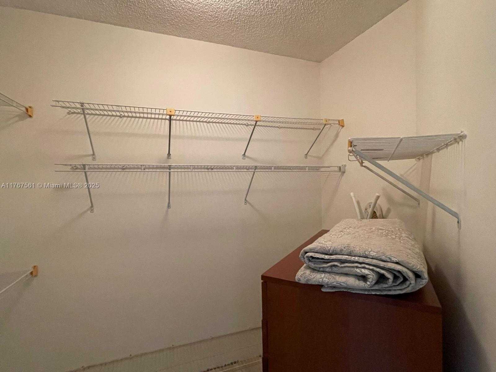 Small Image of 20281 EAST COUNTRY CLUB DR #810, Aventura Number 16