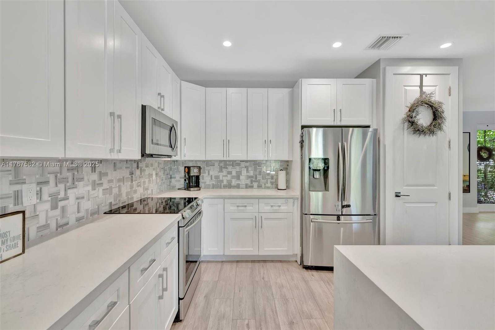 Small Image of 709 SOUTH WEST 17TH ST, Fort Lauderdale Number 22