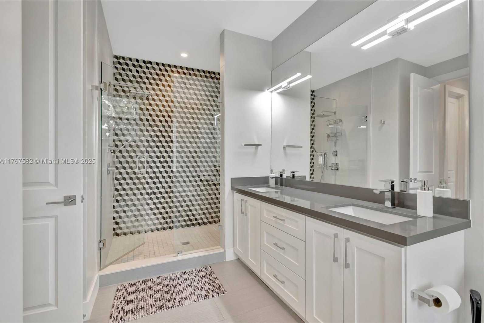 Small Image of 709 SOUTH WEST 17TH ST, Fort Lauderdale Number 37