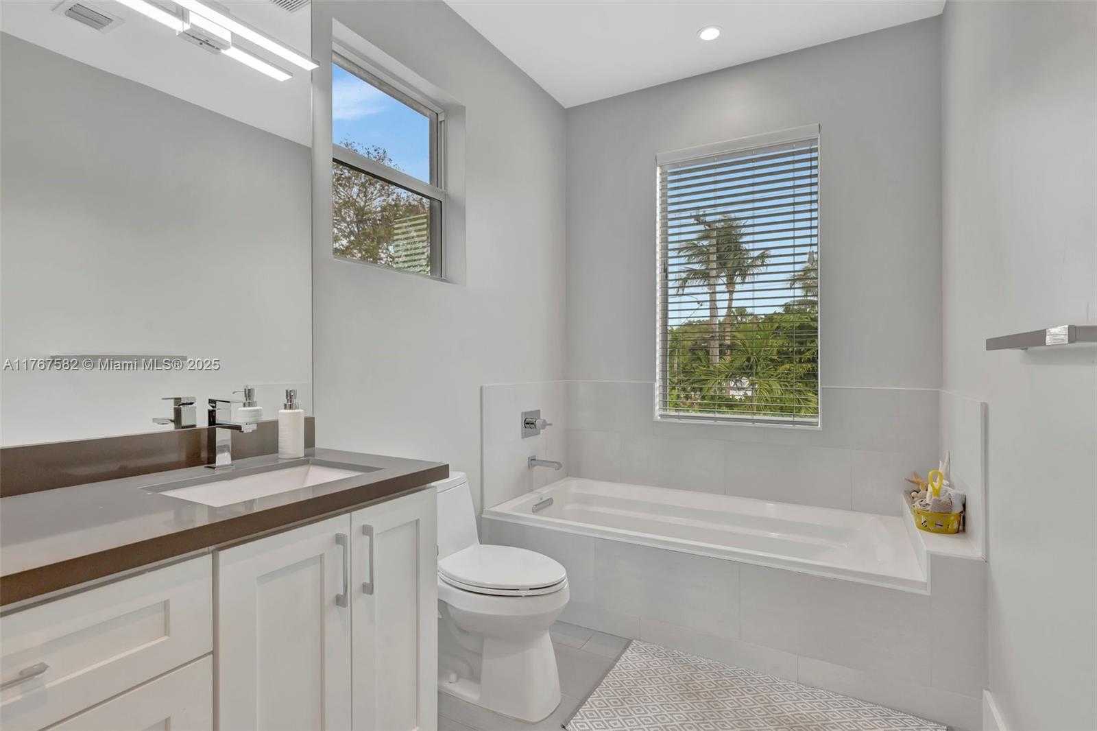 Small Image of 709 SOUTH WEST 17TH ST, Fort Lauderdale Number 38
