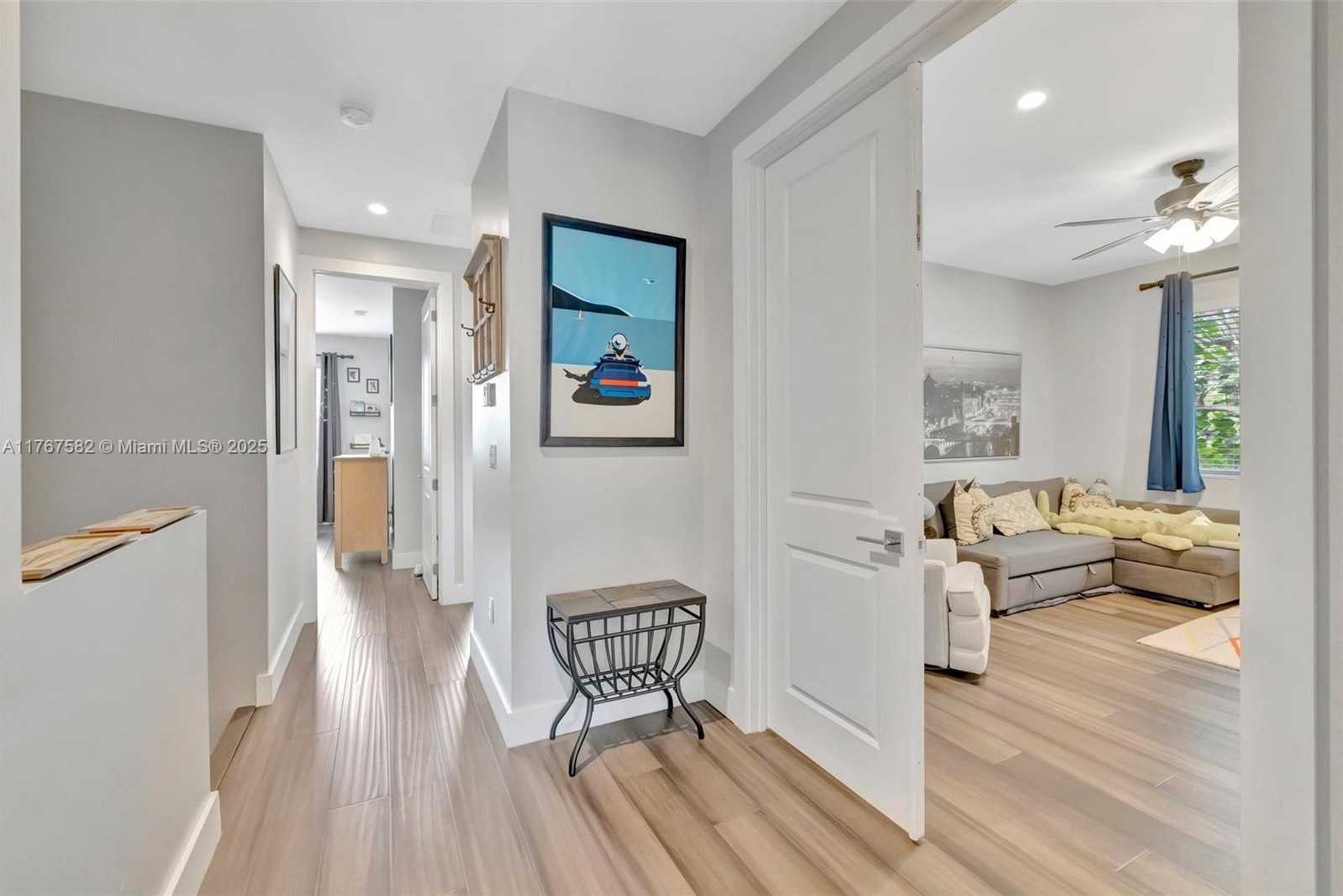 Small Image of 709 SOUTH WEST 17TH ST, Fort Lauderdale Number 51