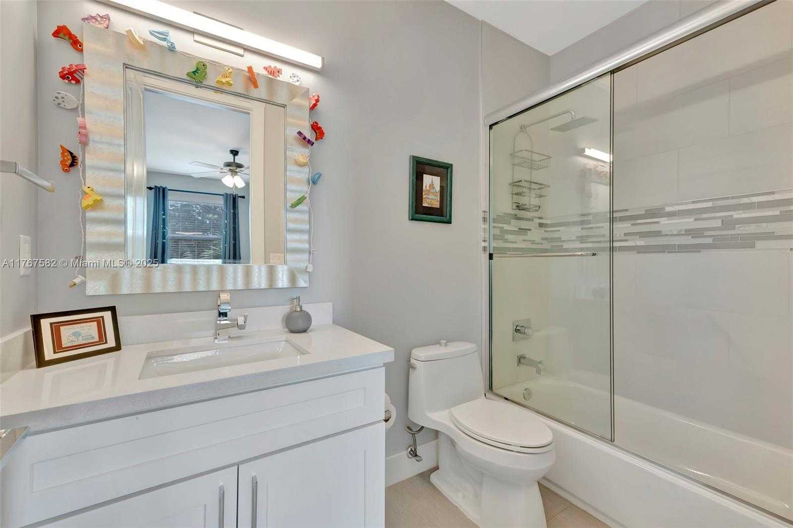 Small Image of 709 SOUTH WEST 17TH ST, Fort Lauderdale Number 54
