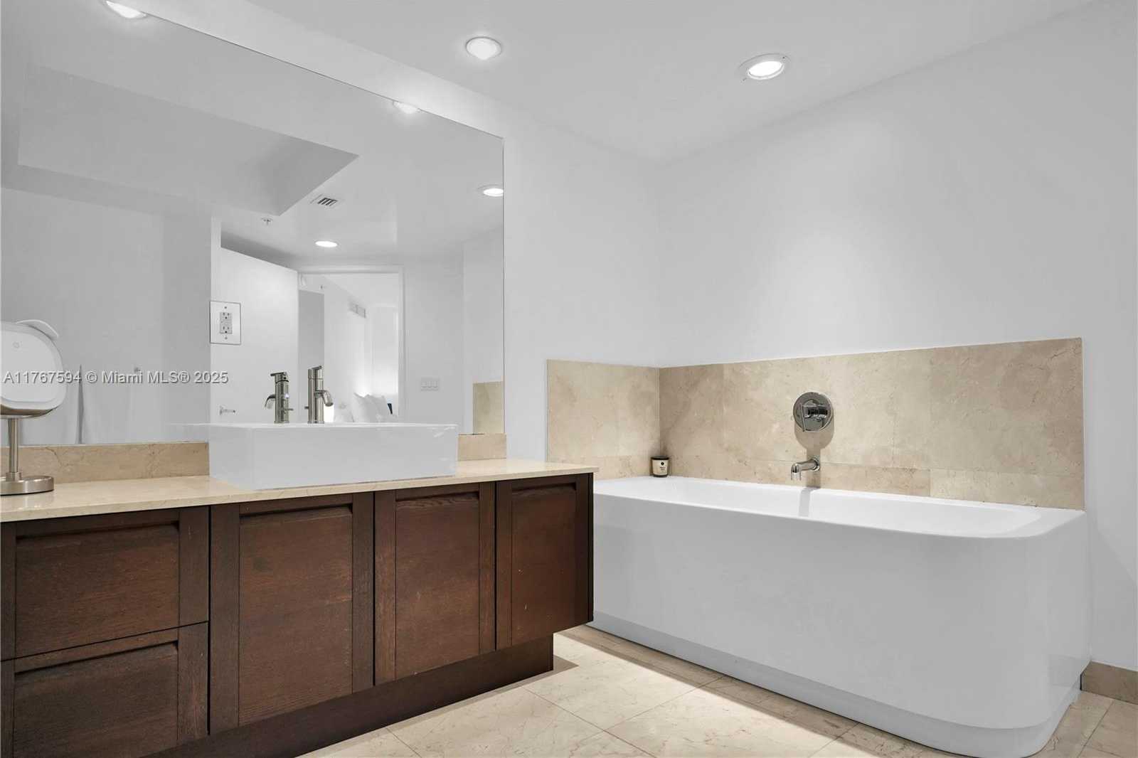 Small Image of 250 SUNNY ISLES BLVD #3-904, Sunny Isles Beach Number 15