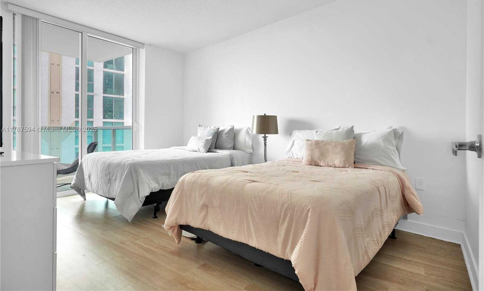 Small Image of 250 SUNNY ISLES BLVD #3-904, Sunny Isles Beach Number 17