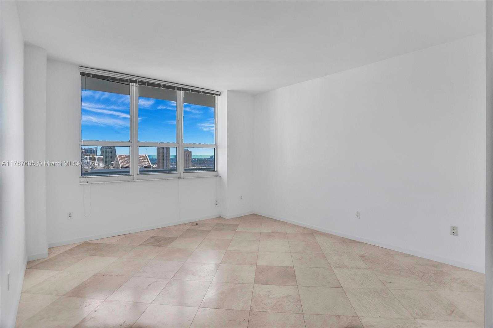 Small Image of 1155 BRICKELL BAY DR #PH104, Miami Number 48