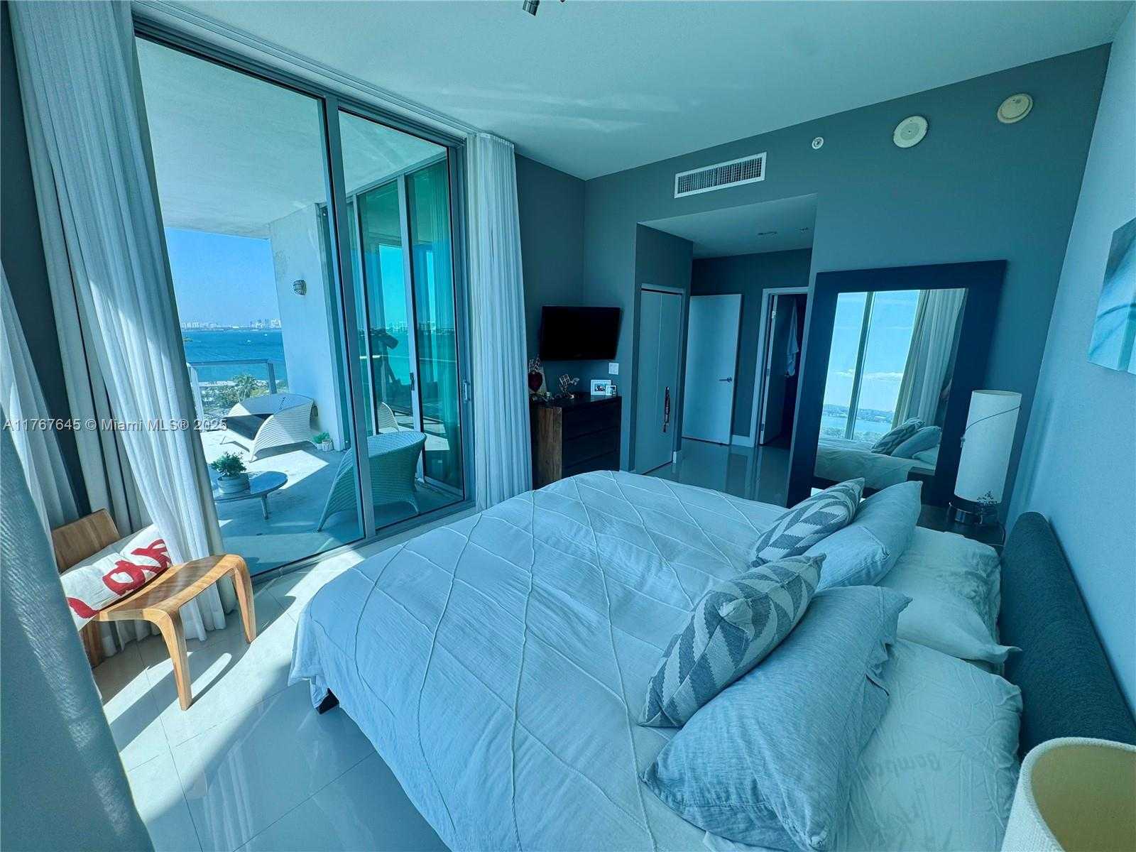 Small Image of 7930 EAST DR #1008, North Bay Village Number 14