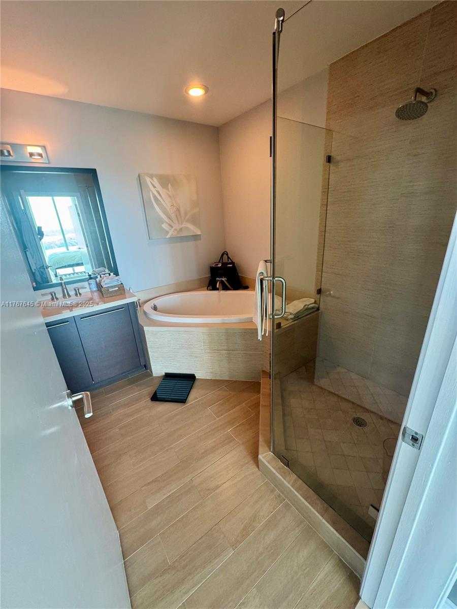 Small Image of 7930 EAST DR #1008, North Bay Village Number 17