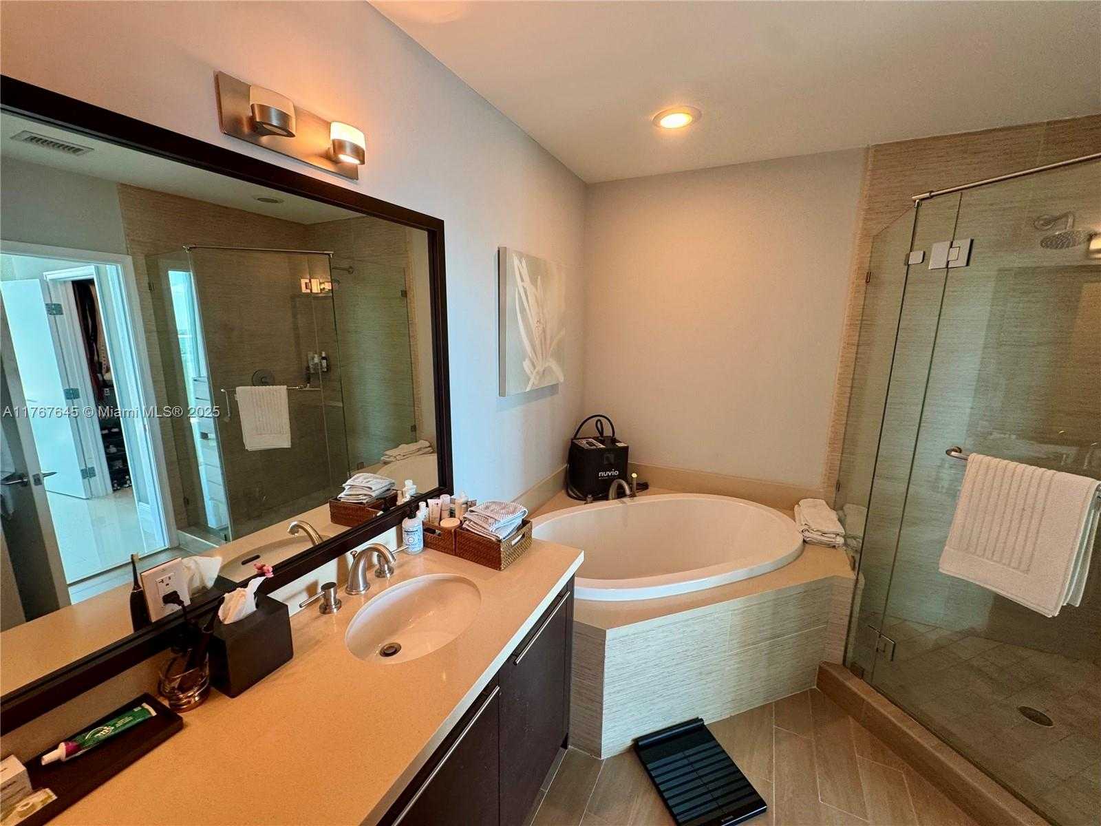 Small Image of 7930 EAST DR #1008, North Bay Village Number 18