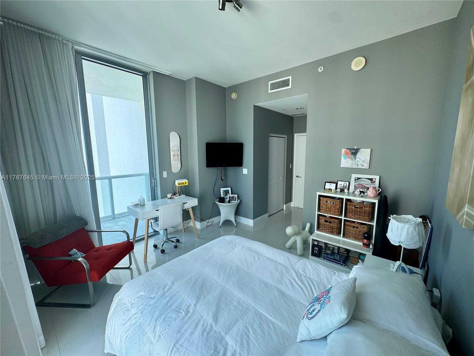Small Image of 7930 EAST DR #1008, North Bay Village Number 20