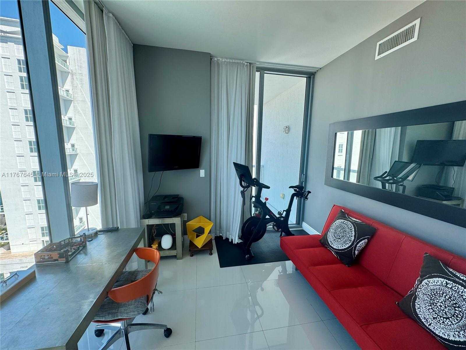 Small Image of 7930 EAST DR #1008, North Bay Village Number 25
