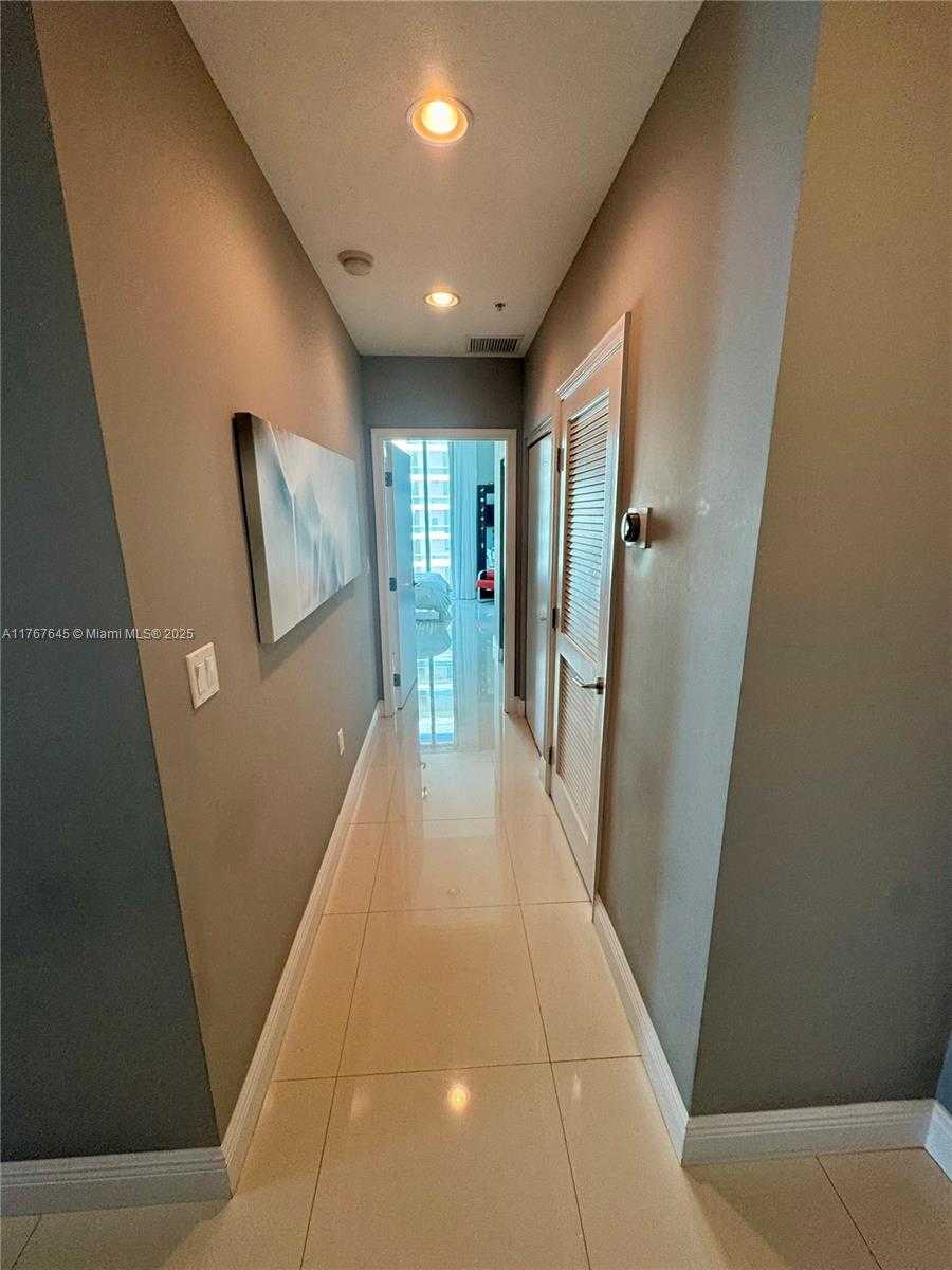 Small Image of 7930 EAST DR #1008, North Bay Village Number 28