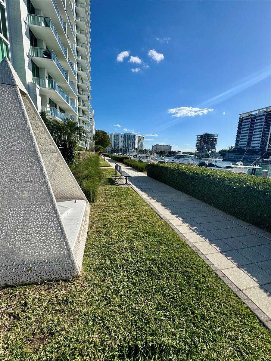 Small Image of 7930 EAST DR #1008, North Bay Village Number 47