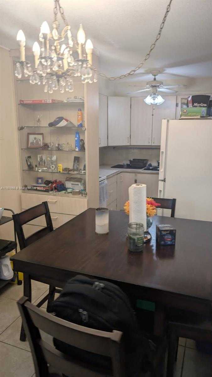 Small Image of 1824 MONROE ST #2, Hollywood Number 4