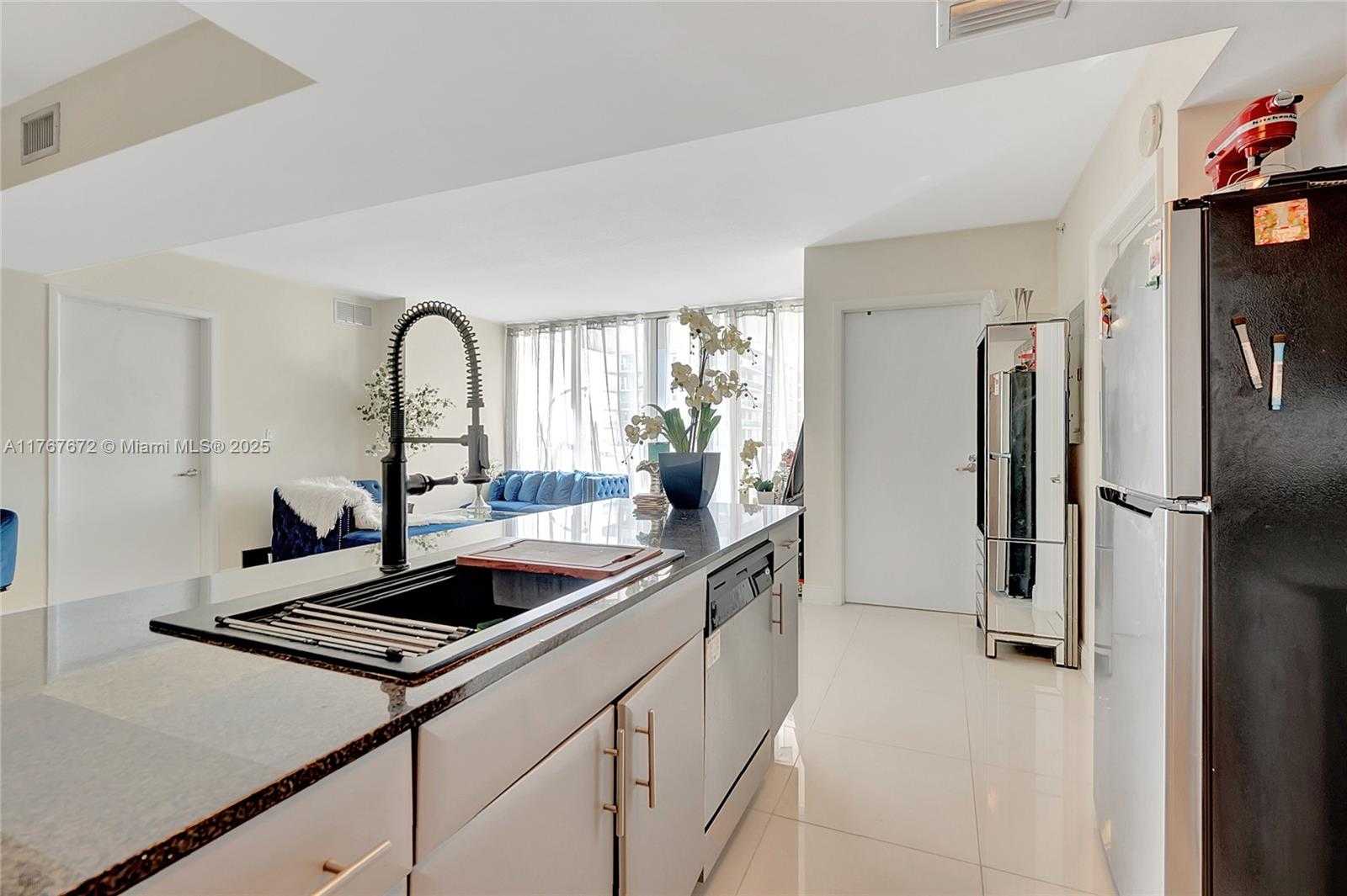 Small Image of 1861 NORTH WEST S RIVER DR #1803, Miami Number 15