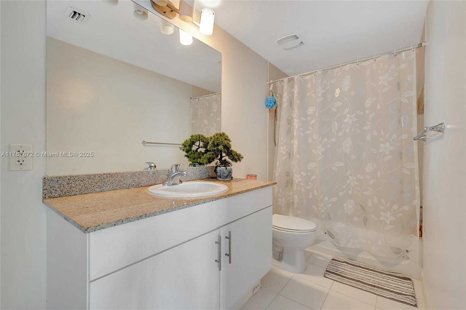 Small Image of 1861 NORTH WEST S RIVER DR #1803, Miami Number 17