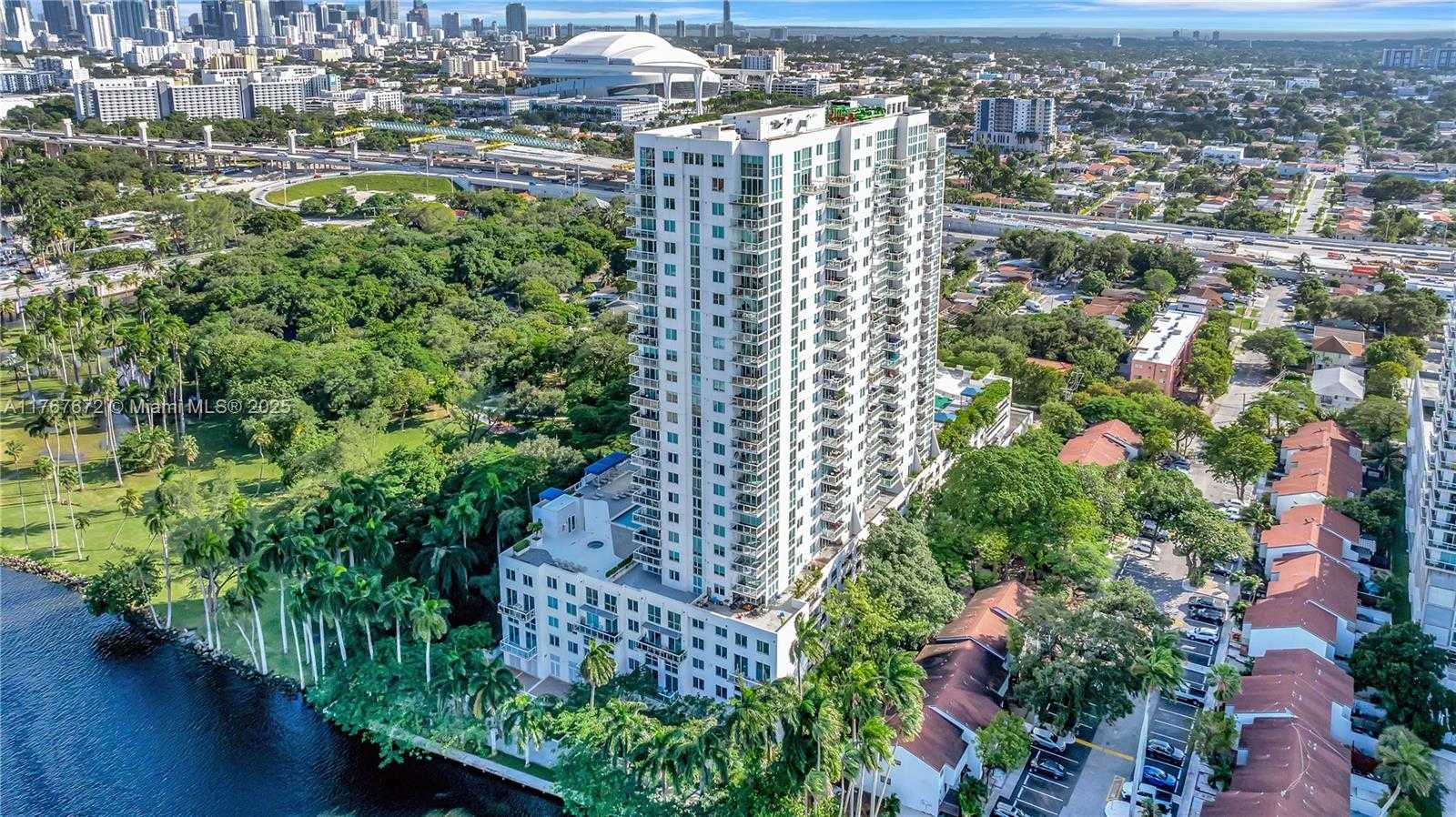 Small Image of 1861 NORTH WEST S RIVER DR #1803, Miami Number 37