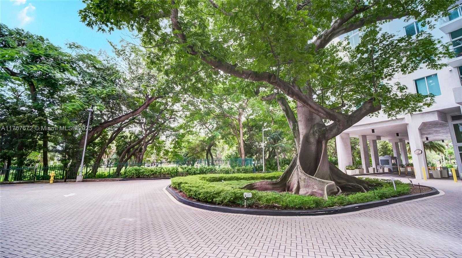 Small Image of 1861 NORTH WEST S RIVER DR #1803, Miami Number 46
