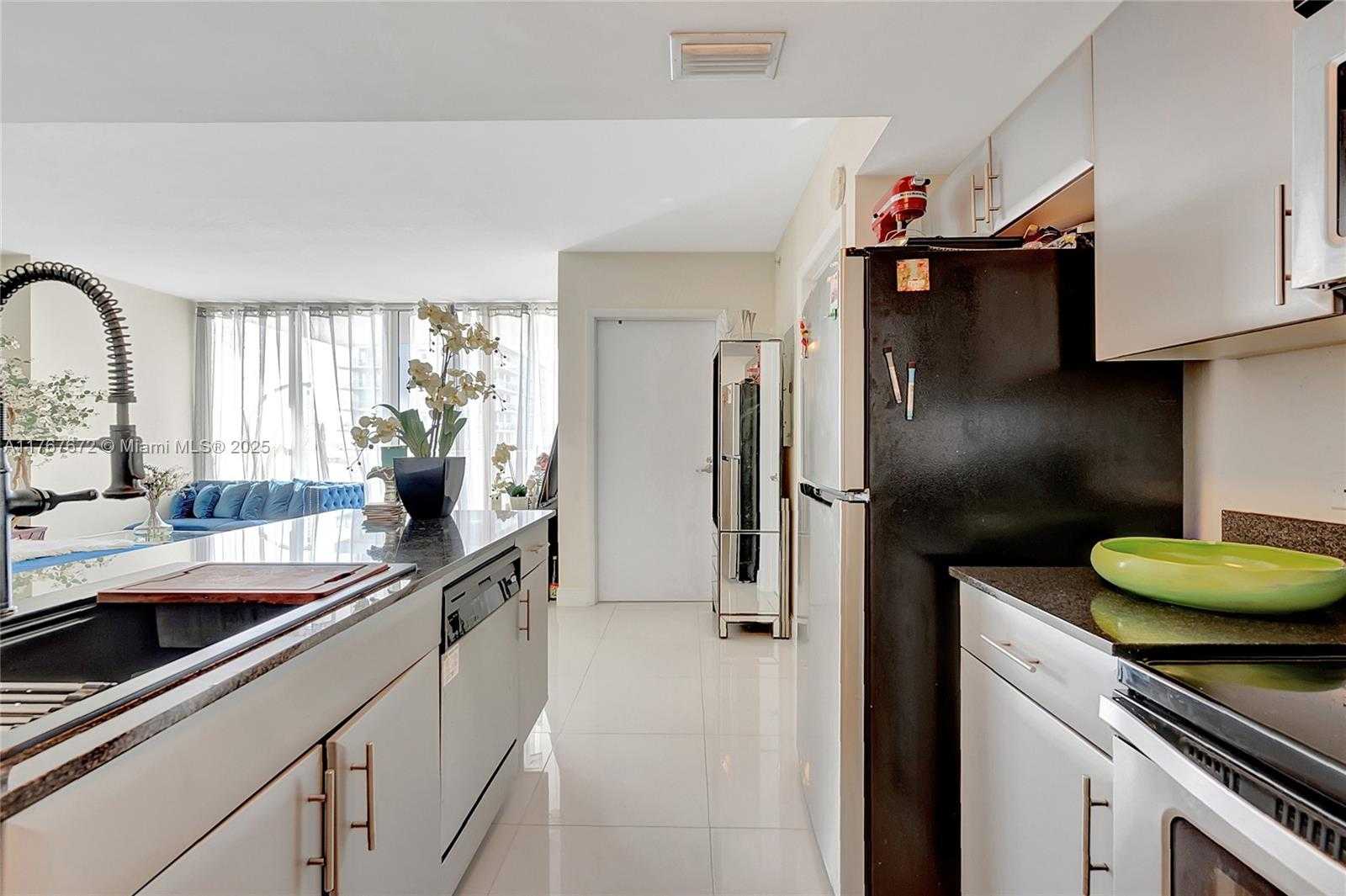 Small Image of 1861 NORTH WEST S RIVER DR #1803, Miami Number 7