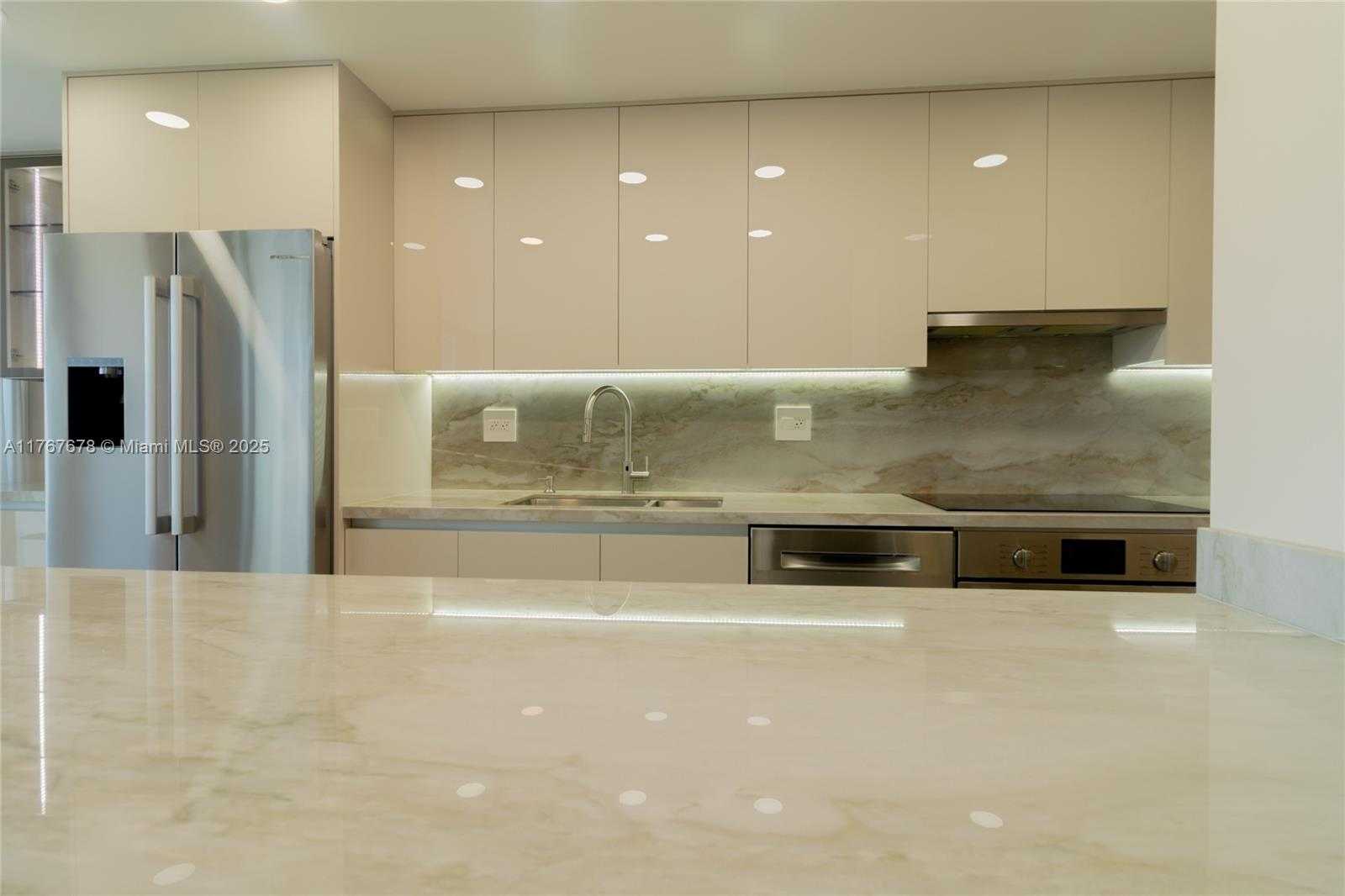 Small Image of 230 174TH ST #1015, Sunny Isles Beach Number 18
