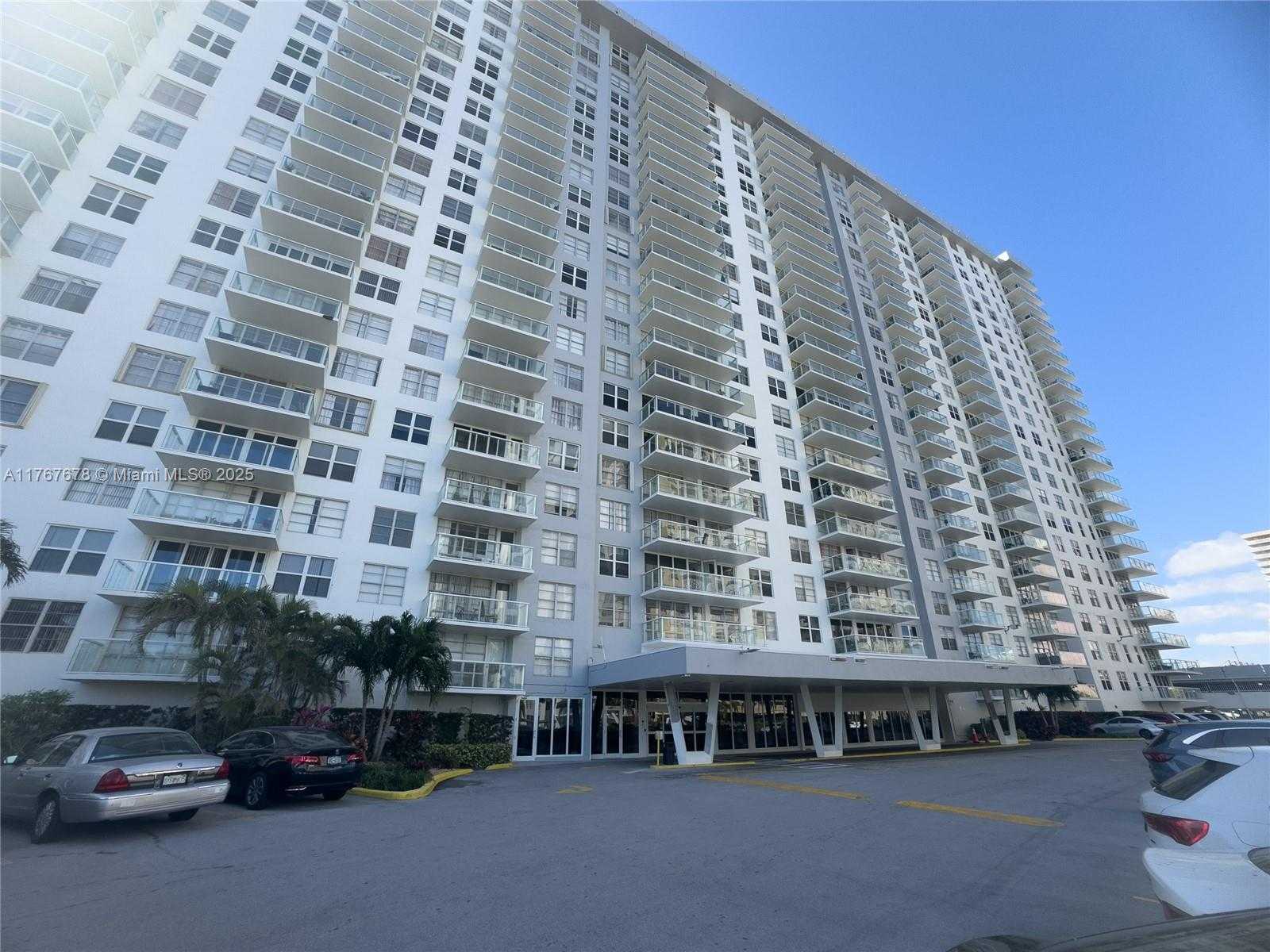 Small Image of 230 174TH ST #1015, Sunny Isles Beach Number 44