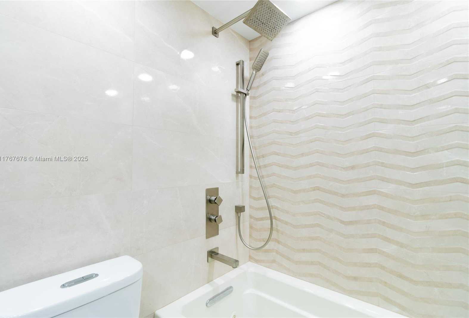 Small Image of 230 174TH ST #1015, Sunny Isles Beach Number 53