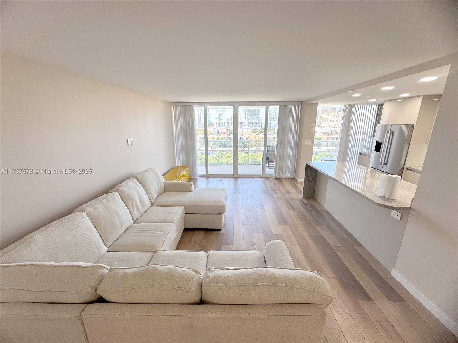 Small Image of 230 174TH ST #1015, Sunny Isles Beach Number 8