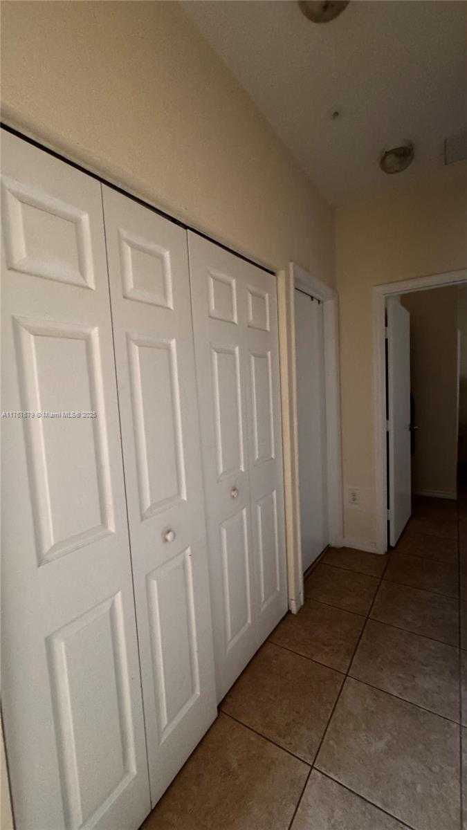 Small Image of 1033 SOUTH WEST 144TH AVE #2705, Pembroke Pines Number 22