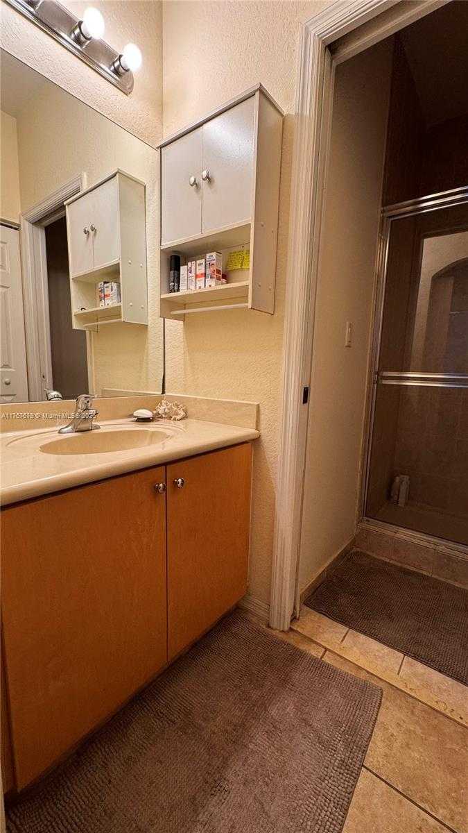 Small Image of 1033 SOUTH WEST 144TH AVE #2705, Pembroke Pines Number 25