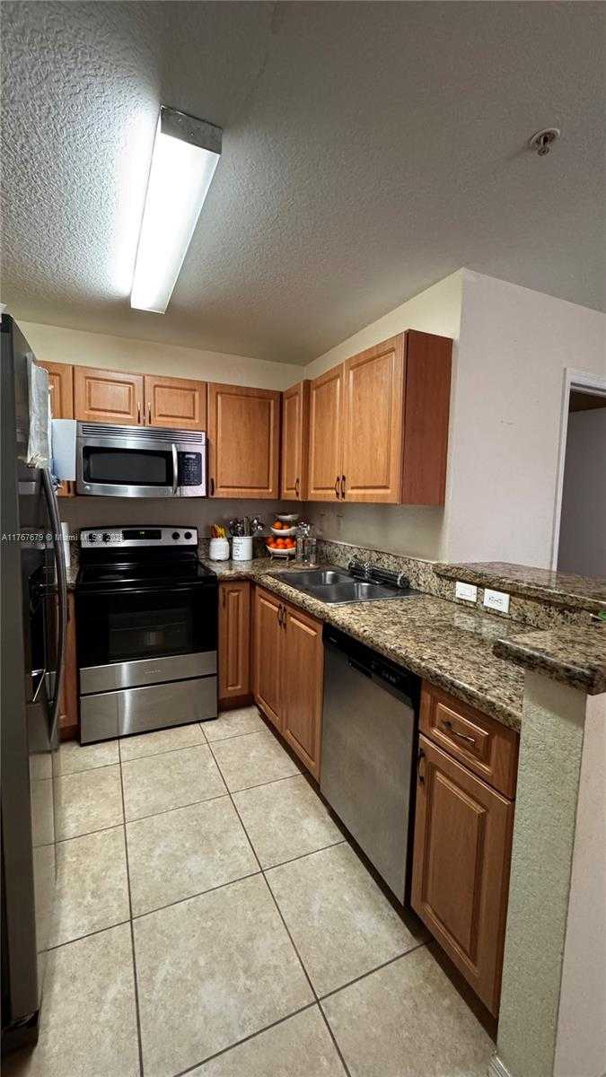 Small Image of 1033 SOUTH WEST 144TH AVE #2705, Pembroke Pines Number 9