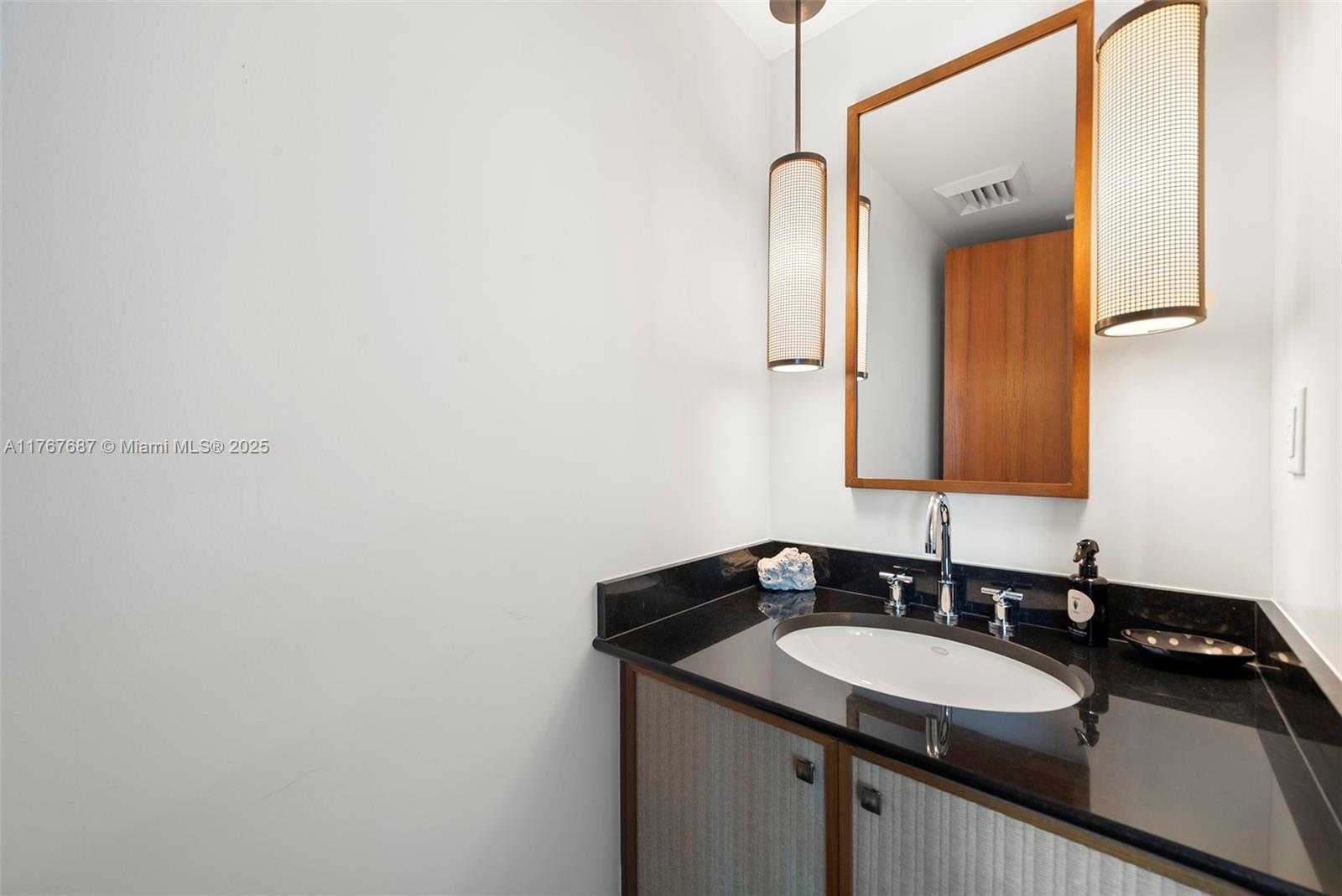 Small Image of 101 20TH ST #3105, Miami Beach Number 31