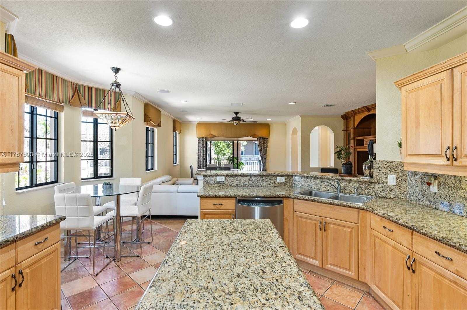 Small Image of 2790 CENTER COURT DR #2-31, Weston Number 14