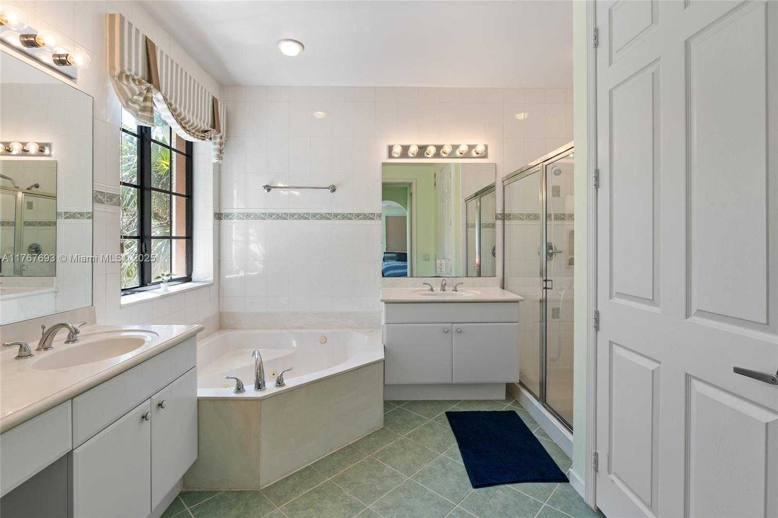 Small Image of 2790 CENTER COURT DR #2-31, Weston Number 22