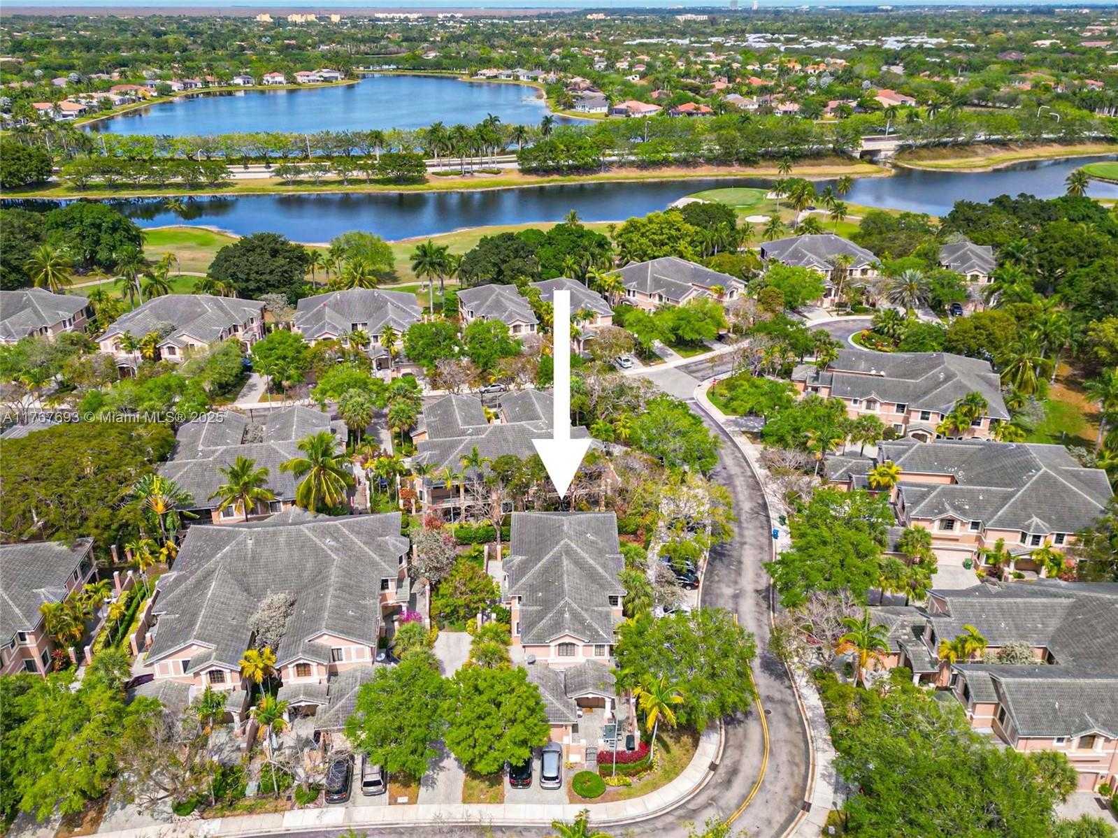Small Image of 2790 CENTER COURT DR #2-31, Weston Number 31