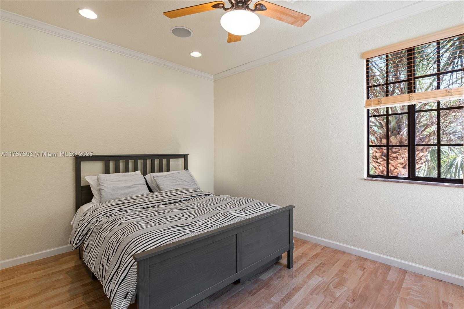 Small Image of 2790 CENTER COURT DR #2-31, Weston Number 6