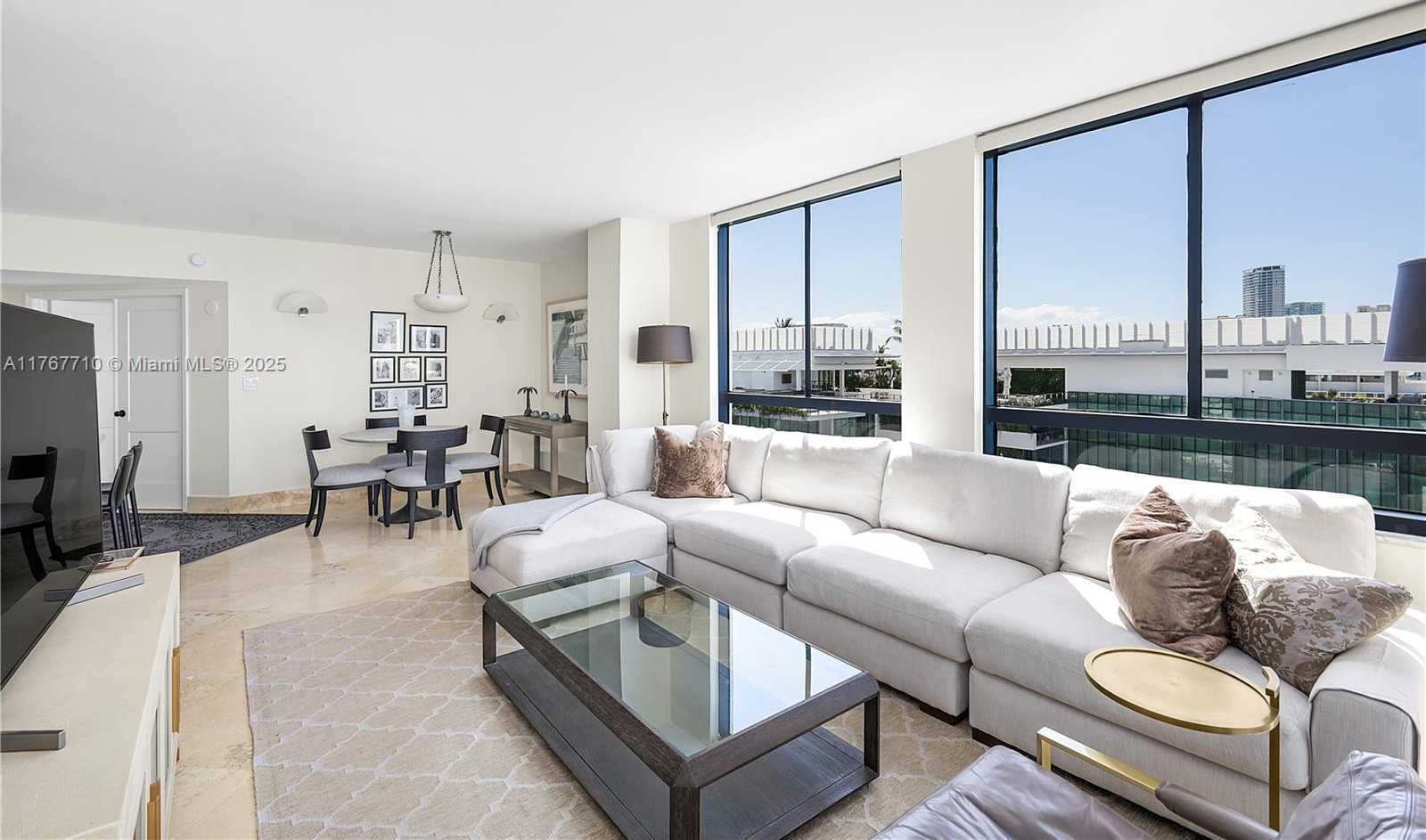 Small Image of 1330 WEST AVE #1908, Miami Beach Number 11