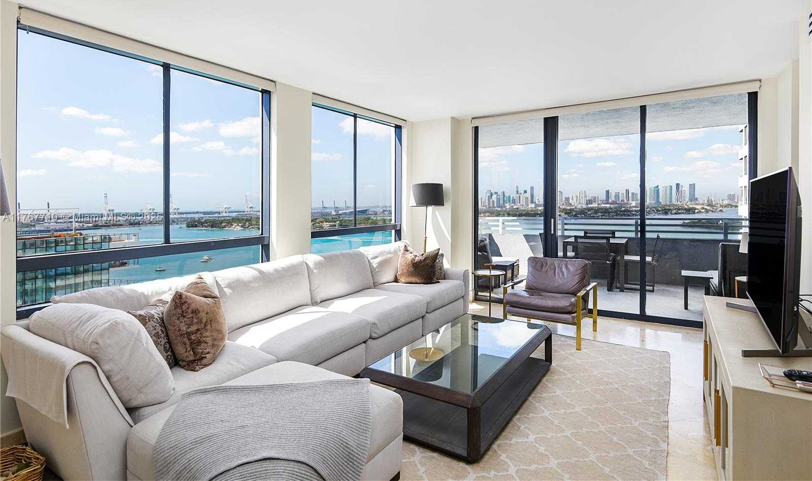 Small Image of 1330 WEST AVE #1908, Miami Beach Number 13