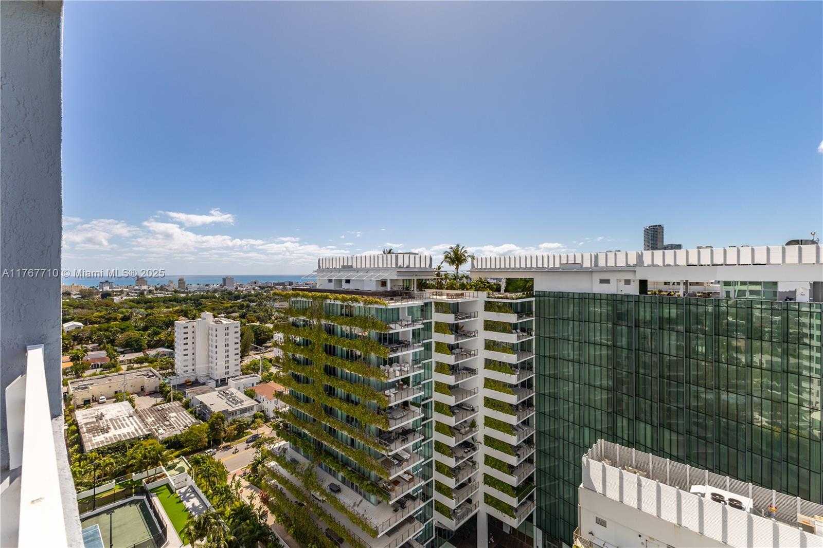 Small Image of 1330 WEST AVE #1908, Miami Beach Number 5