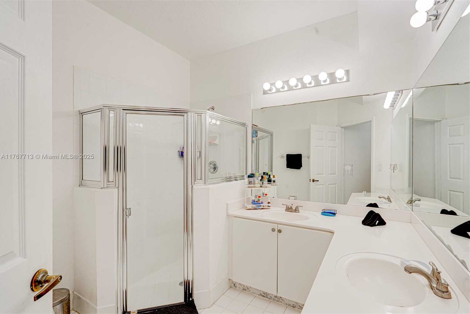Small Image of 7807 NORTH WEST 114TH PL, Doral Number 25