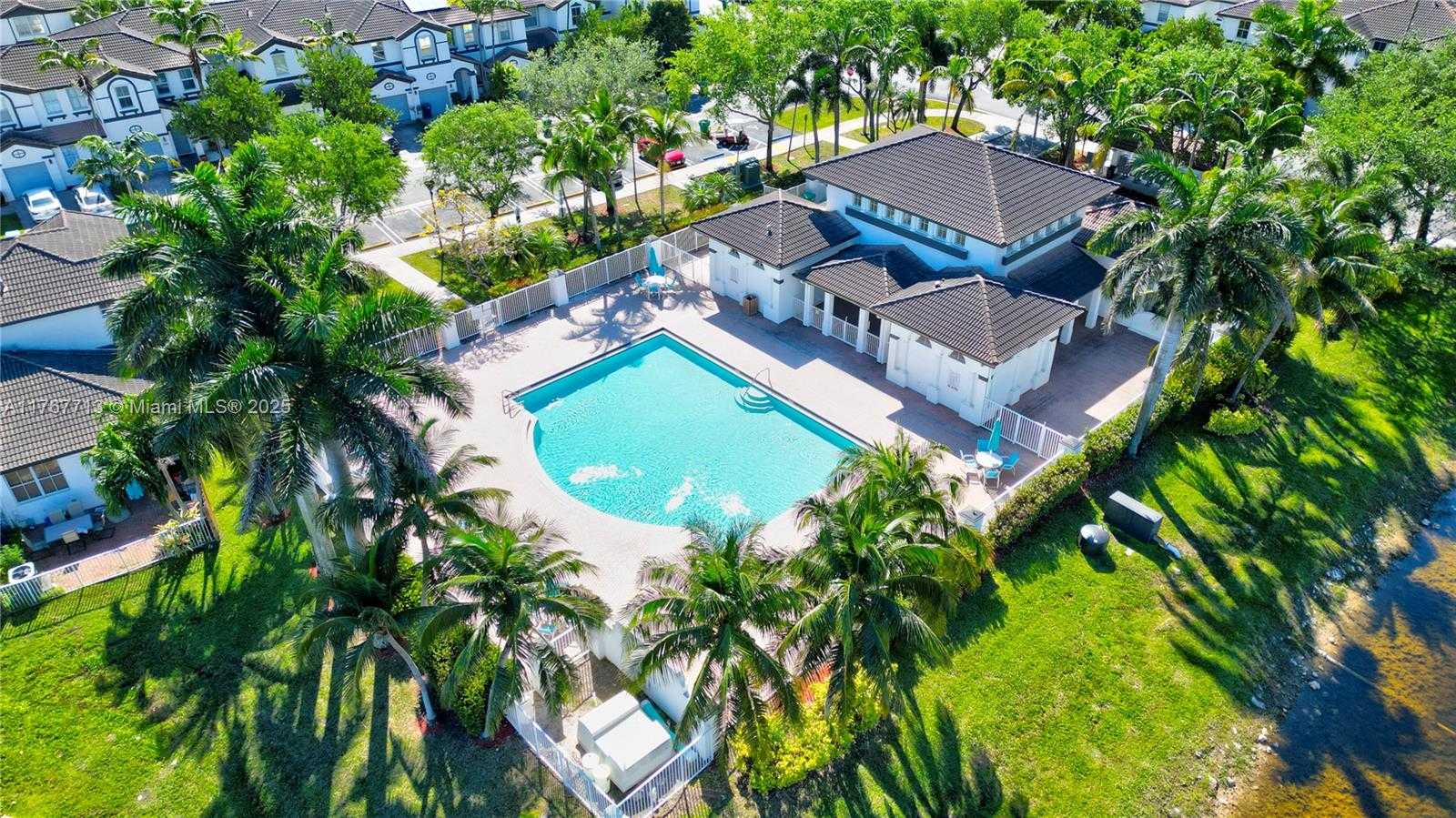 Small Image of 7807 NORTH WEST 114TH PL, Doral Number 42