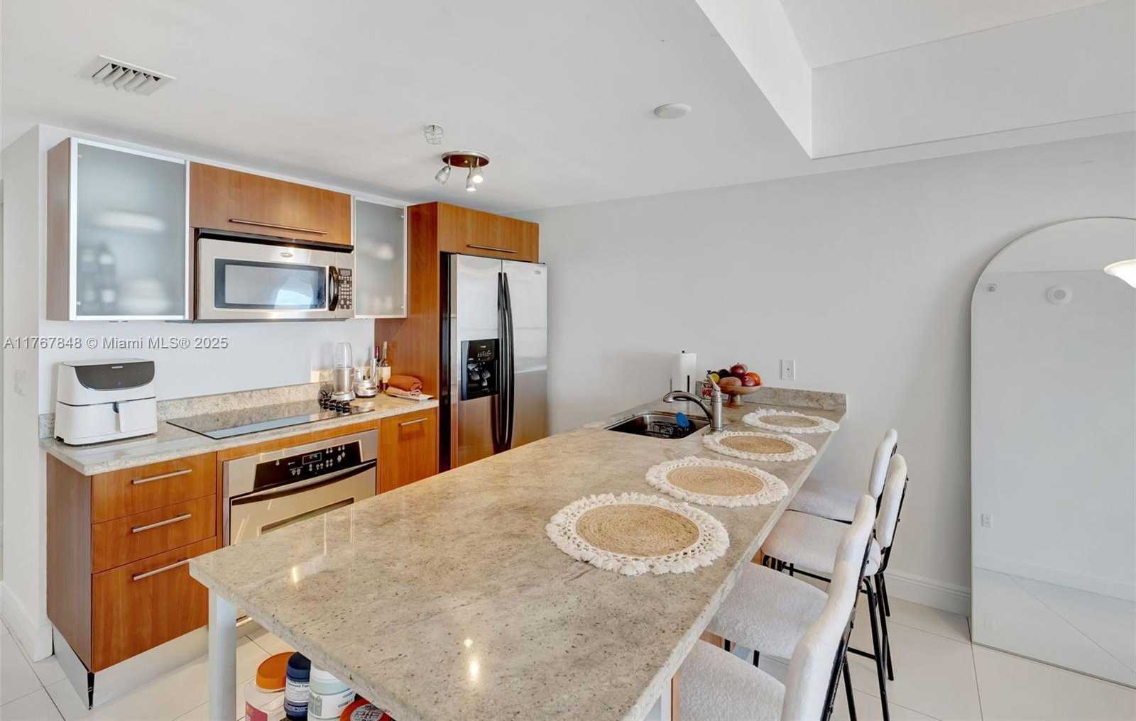 Small Image of 185 SOUTH WEST 7TH ST #2303, Miami Number 13
